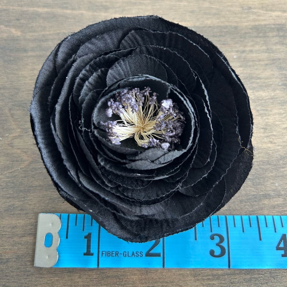 Elegant Black Floral Hair Clip NWOT